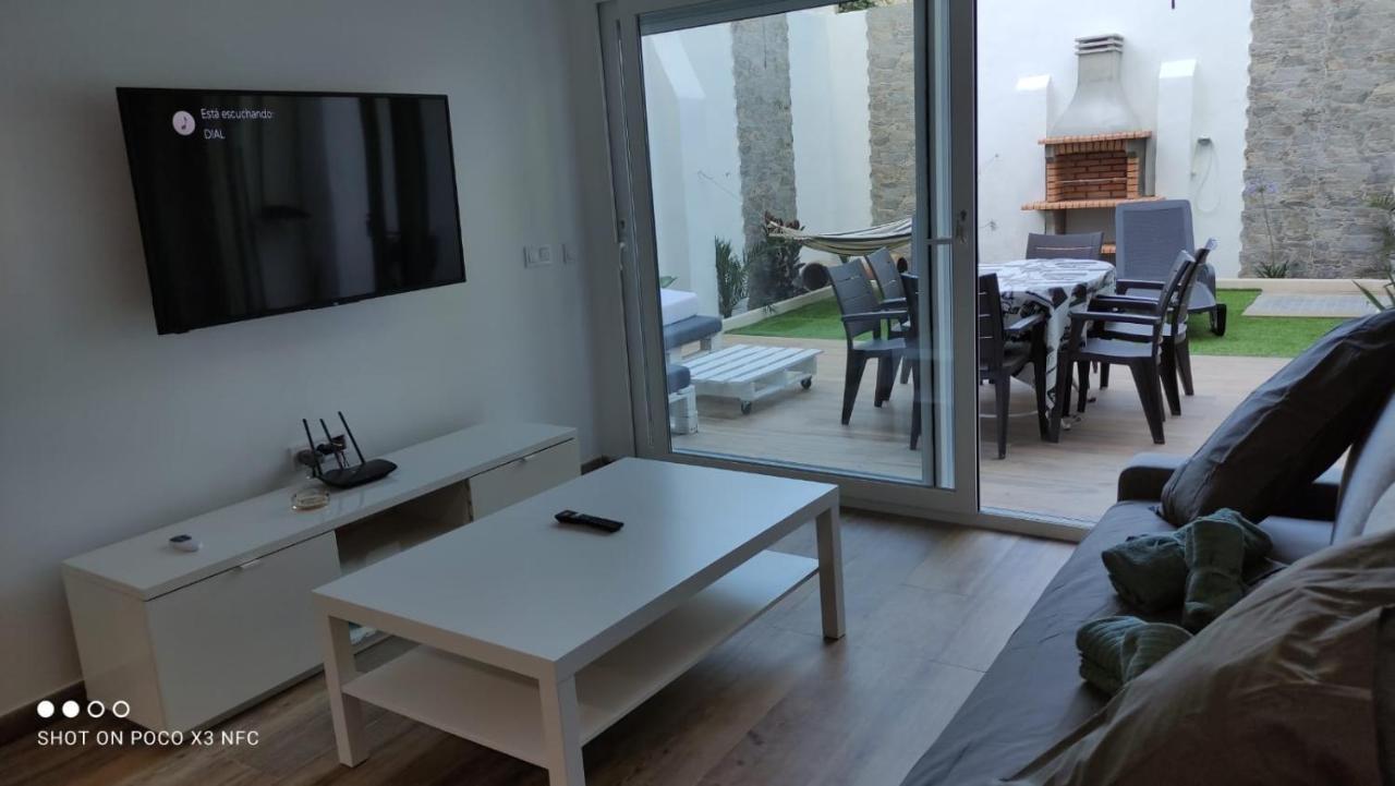 Malvarosa Beach Private Garden Apartman Valencia Kültér fotó