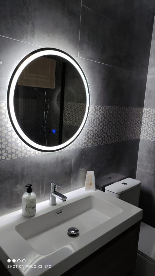 Malvarosa Beach Private Garden Apartman Valencia Kültér fotó