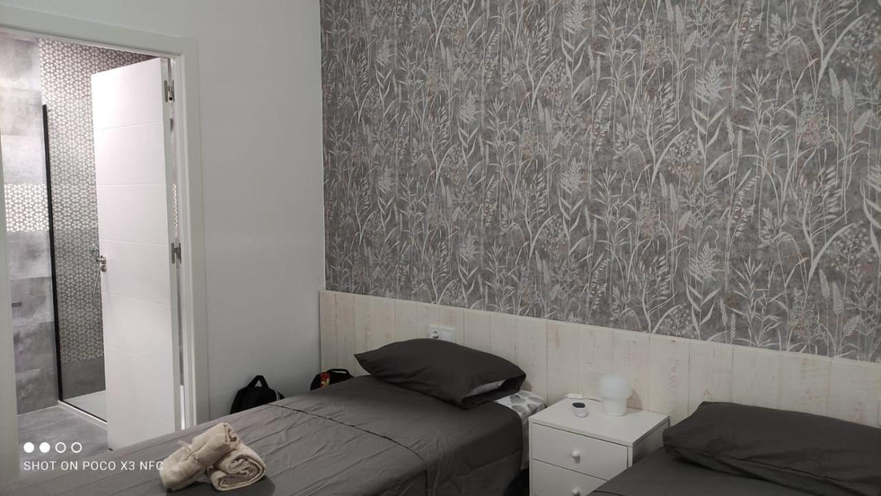 Malvarosa Beach Private Garden Apartman Valencia Kültér fotó